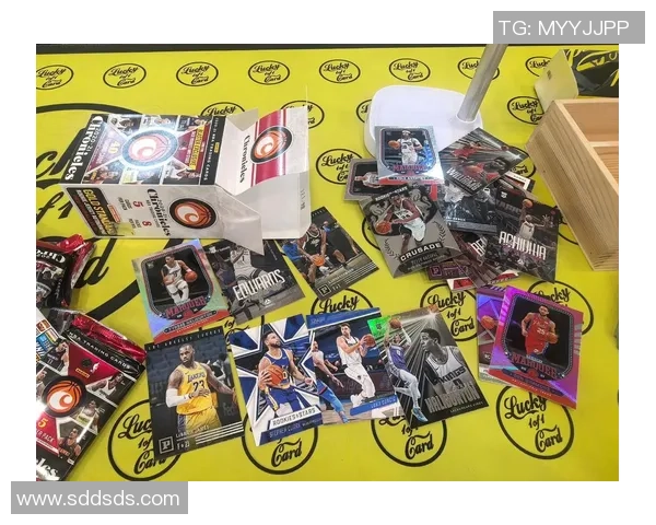 足球直播拆球星卡揭秘真假 你能分辨其中的奥秘吗